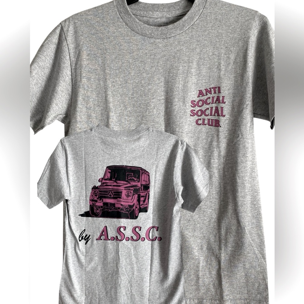 NWT AntiSocial Social Club Graphic T-shirt. Gray, Hot Pink, Black. Sz. S